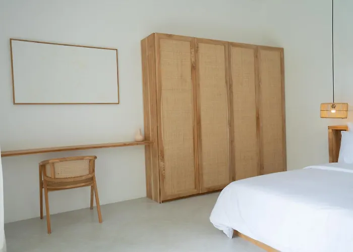 Cozy 3 Bd In Heart Of Villa