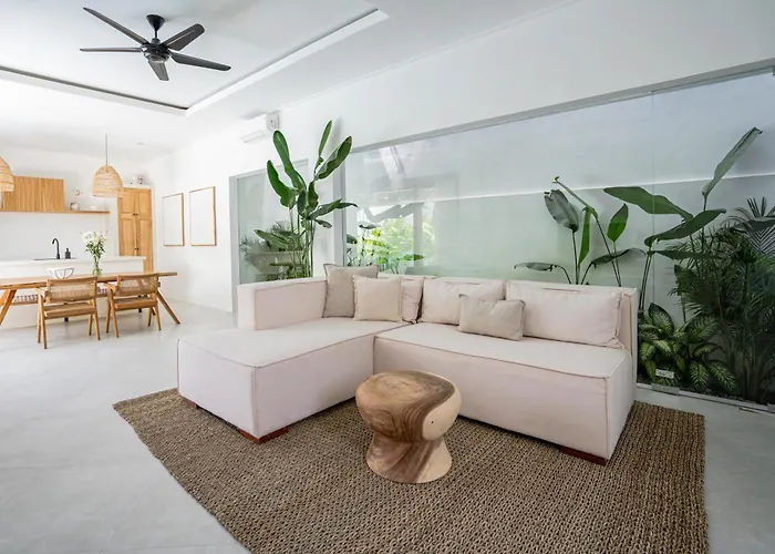 Villa Cozy 3 Bd In Heart Of